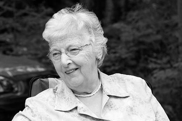 A black and white photo of Dorothy Gibson.