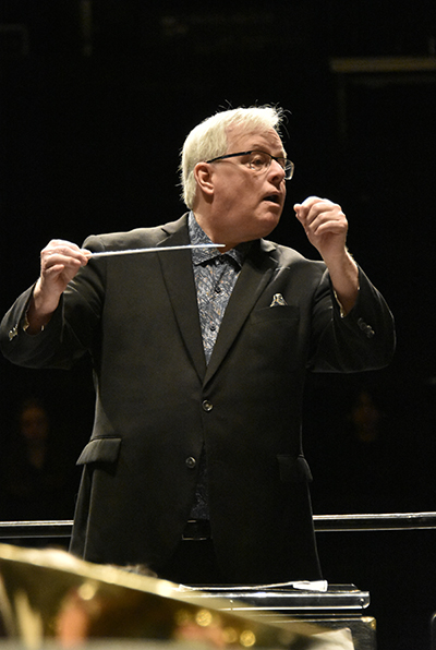 Bob Bailey conducting