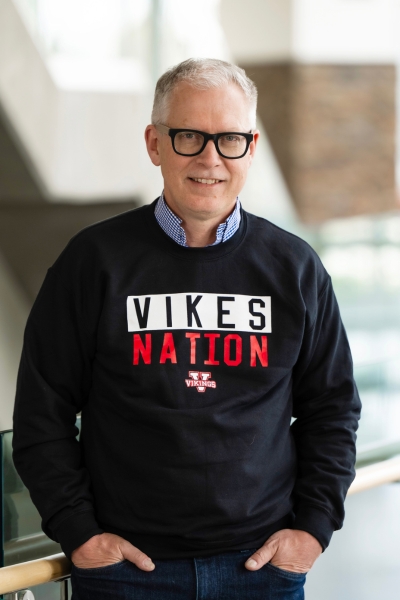 Dean John Parkins
