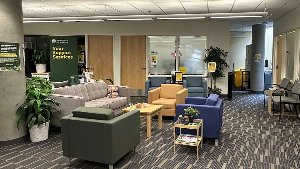 Academic advising waiting area