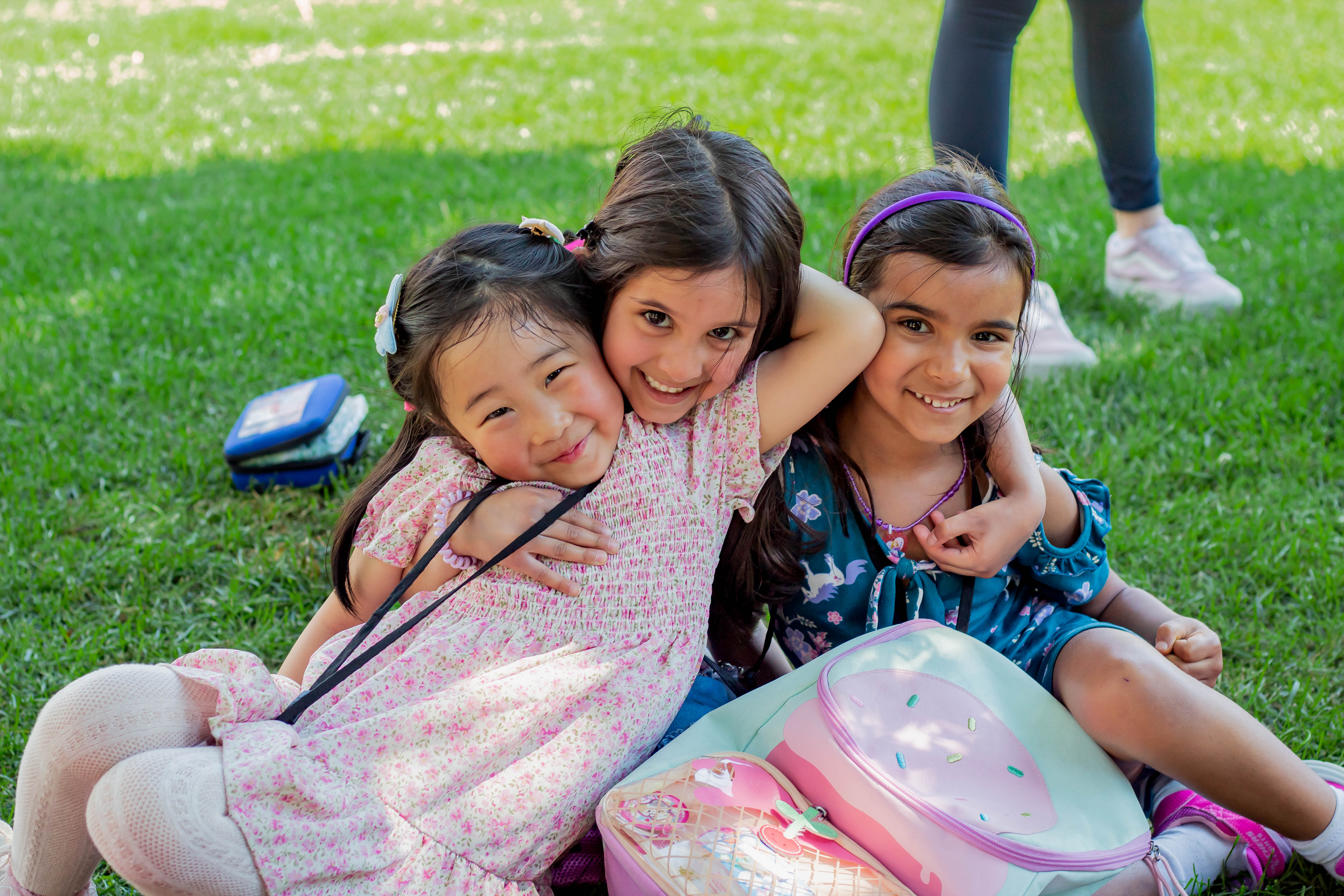 Children making a lemon battery