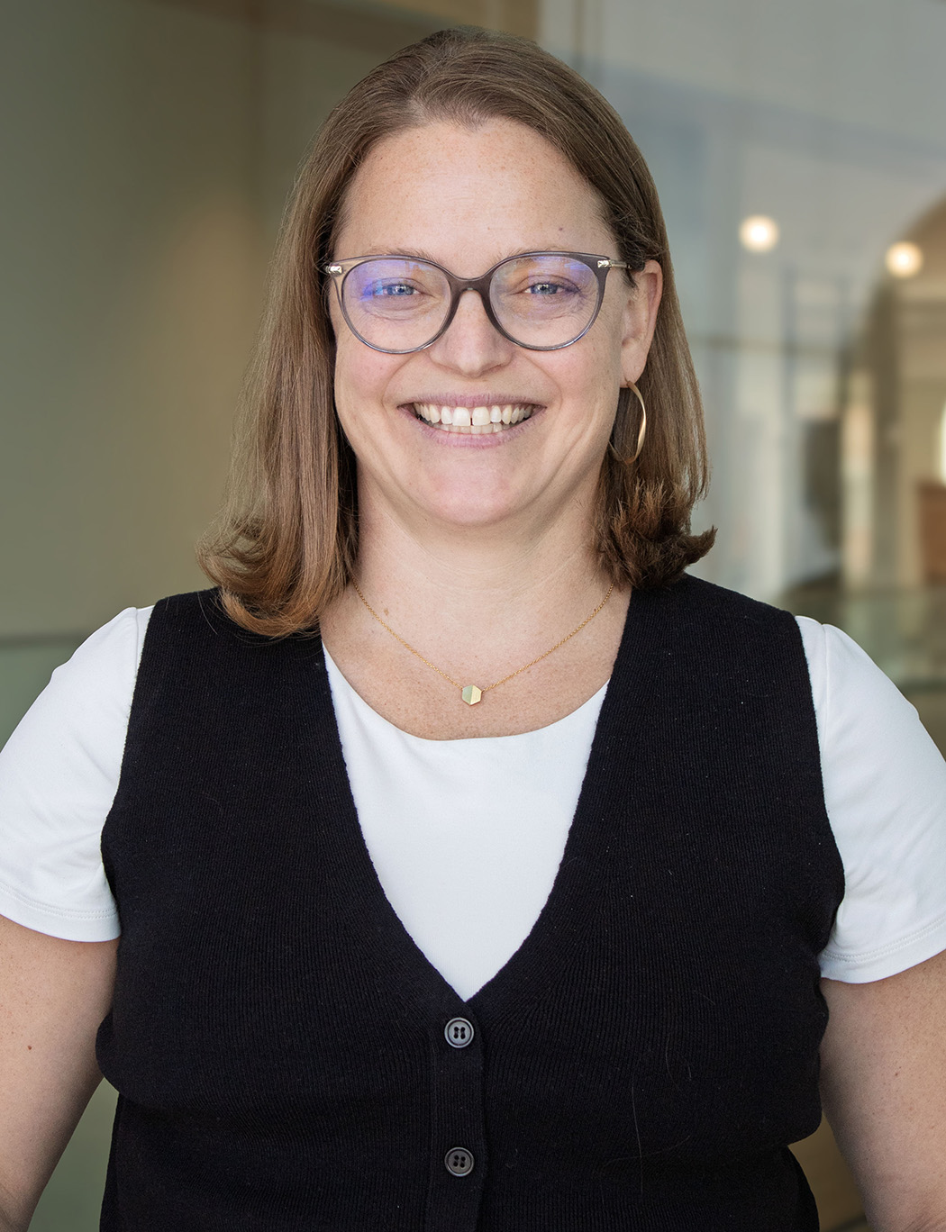 Renee Martin headshot