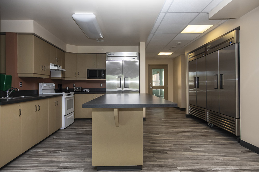 $_EscapeTool.xml(${imageAlt.value})