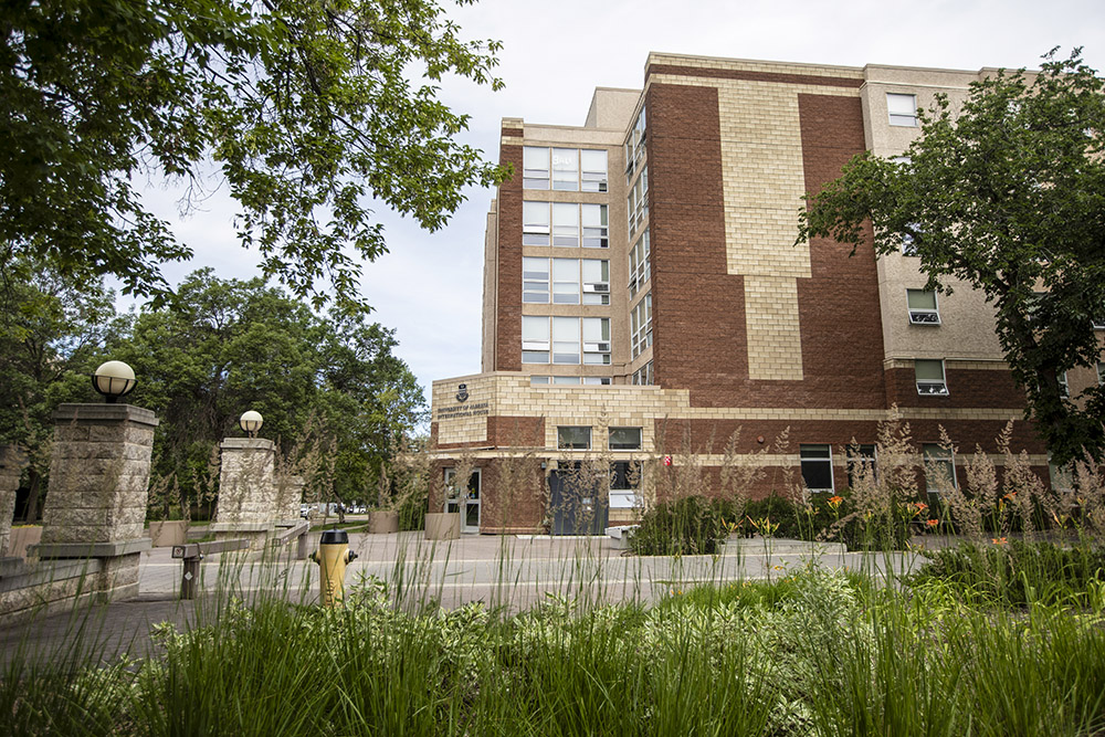 $_EscapeTool.xml(${imageAlt.value})