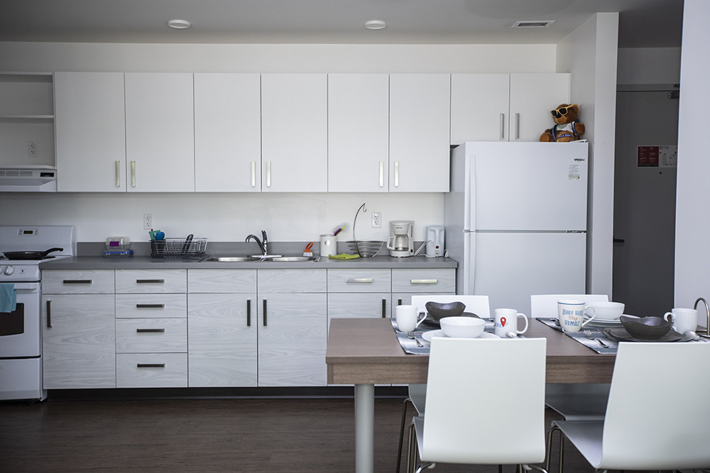 $_EscapeTool.xml(${imageAlt.value})