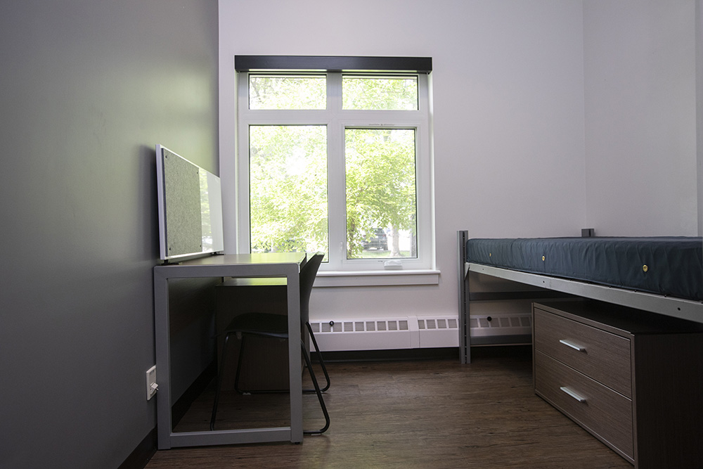 $_EscapeTool.xml(${imageAlt.value})