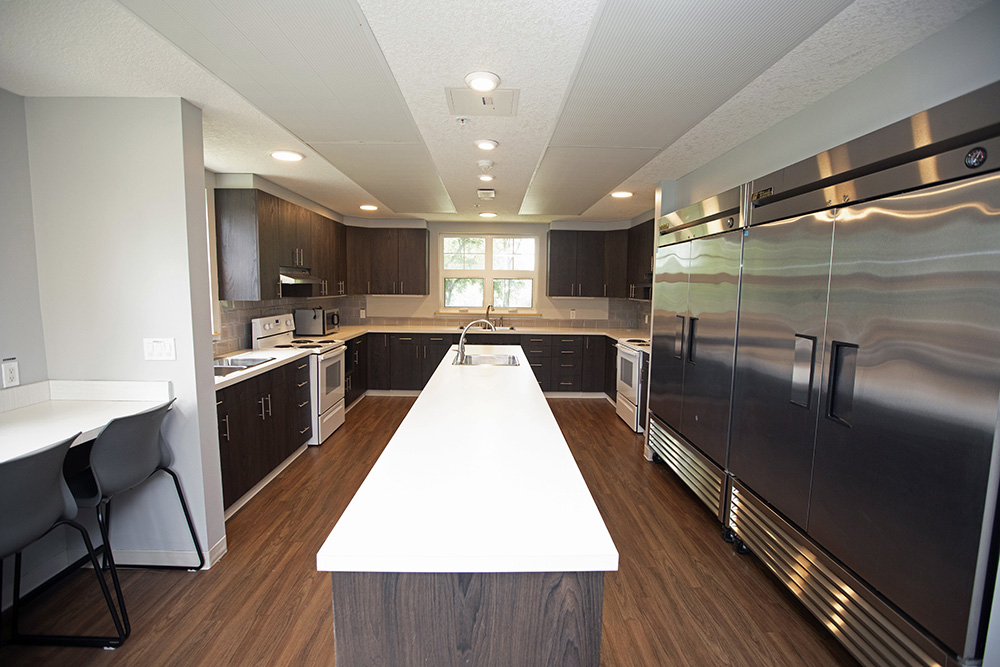 $_EscapeTool.xml(${imageAlt.value})