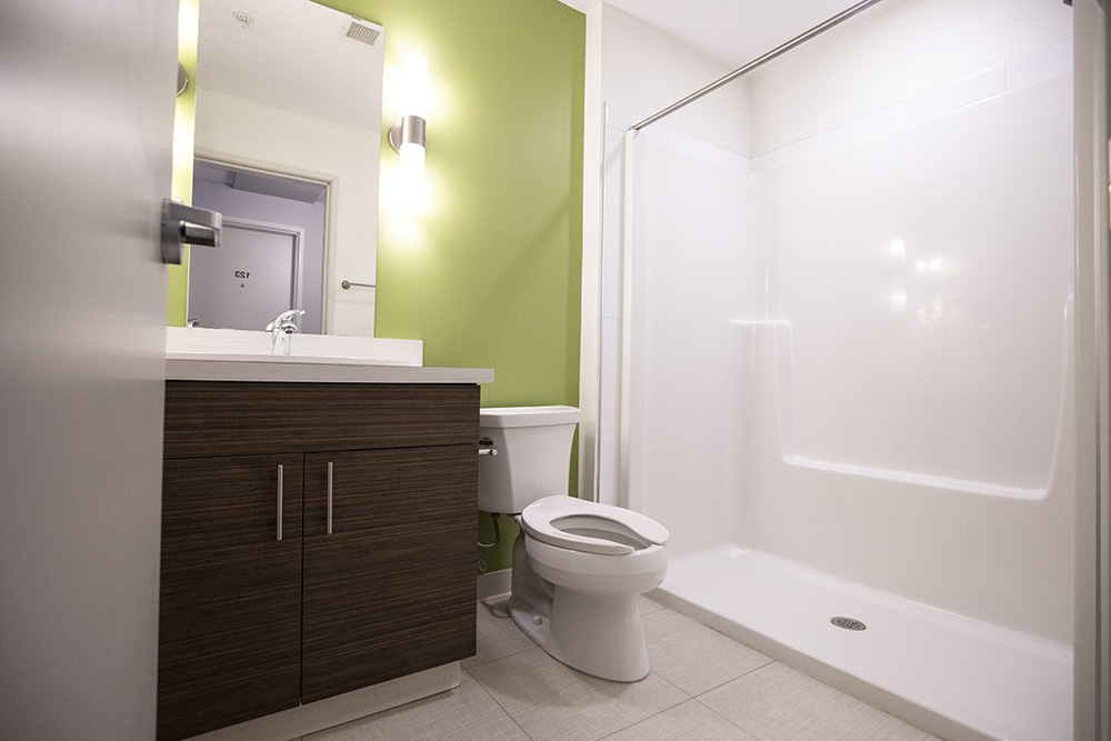 $_EscapeTool.xml(${imageAlt.value})