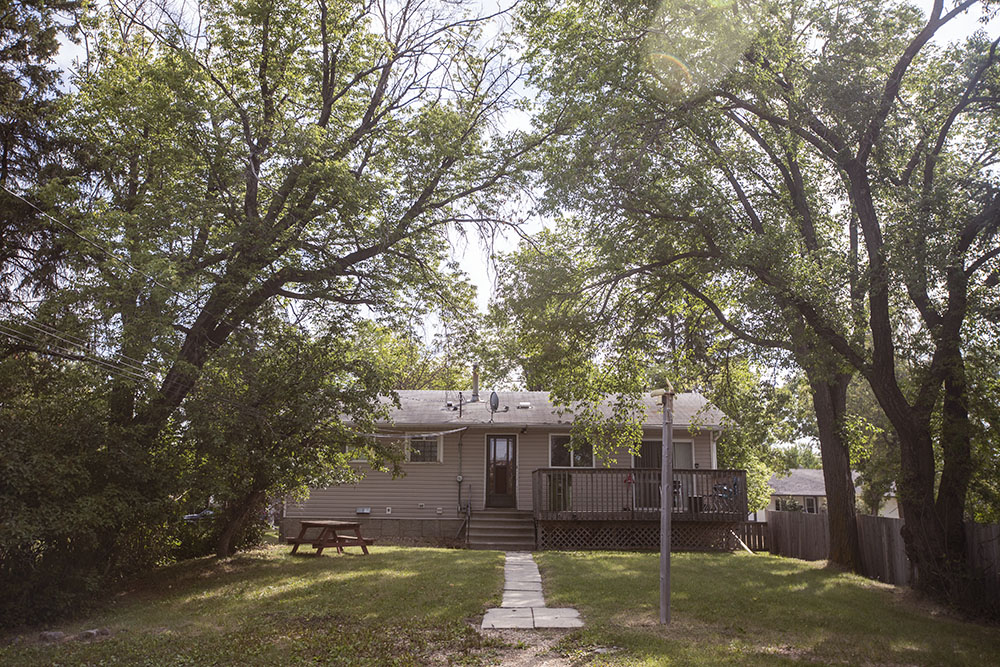 $_EscapeTool.xml(${imageAlt.value})