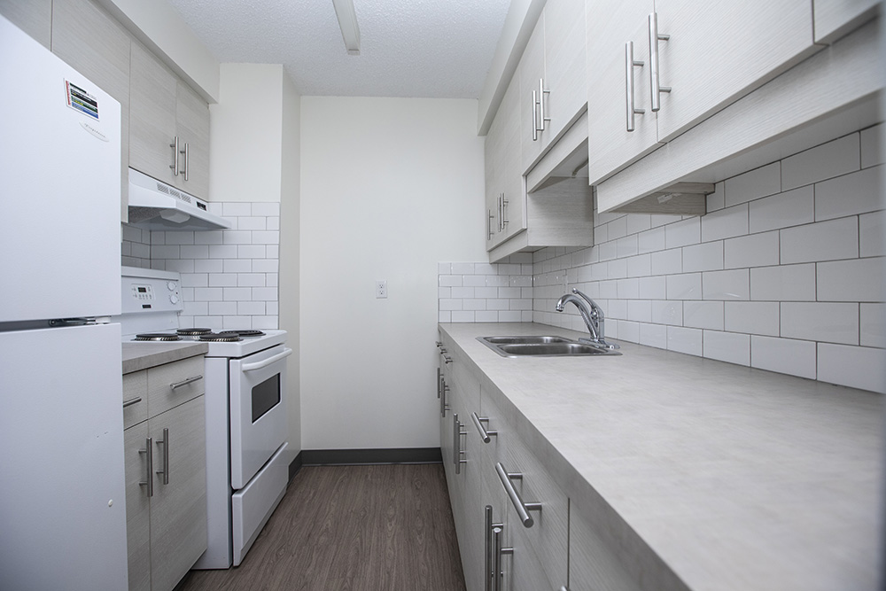 $_EscapeTool.xml(${imageAlt.value})