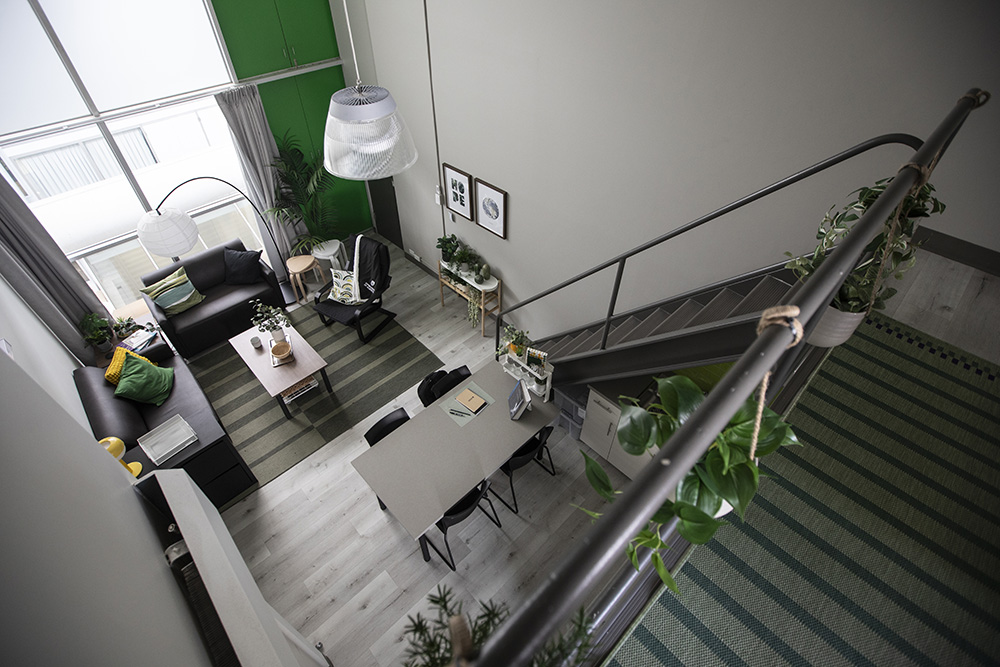 $_EscapeTool.xml(${imageAlt.value})