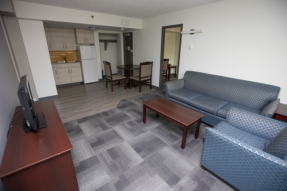 $_EscapeTool.xml(${imageAlt.value})