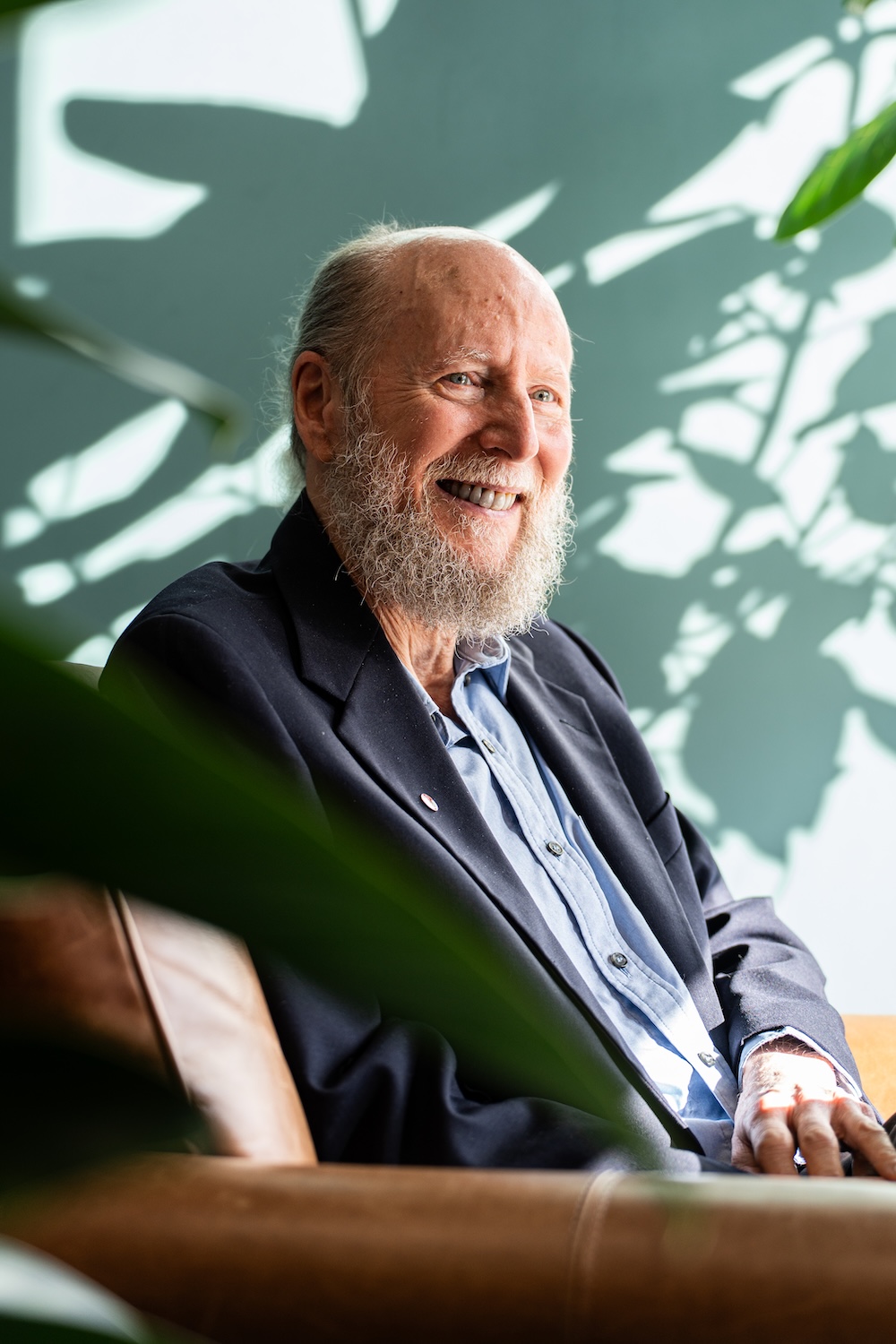 Portrait of Richard Sutton, smiling.