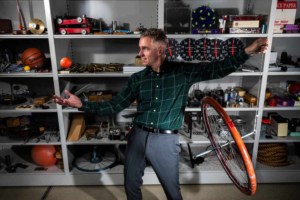 Astrophysicist and the 2019 recipient of the Faculty of Science's Excellent Teaching Award: meet September Instructor of the Month Erik Rosolowsky.